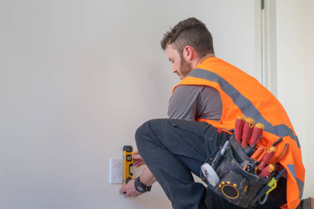 Best Affordable Electrician  in Ravenna, NE